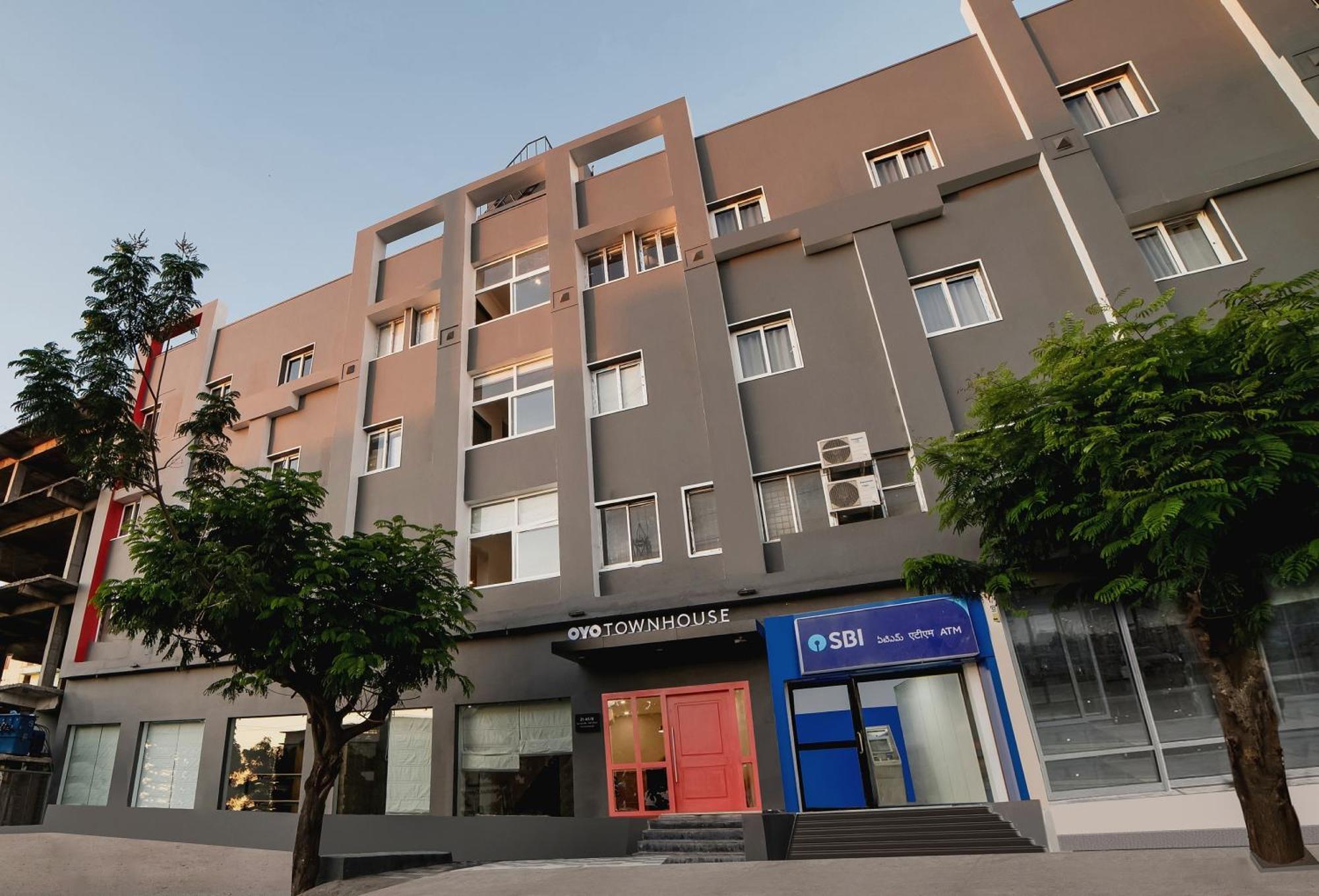 Townhouse Ss Aero Prime 호텔 샴샤바드 외부 사진