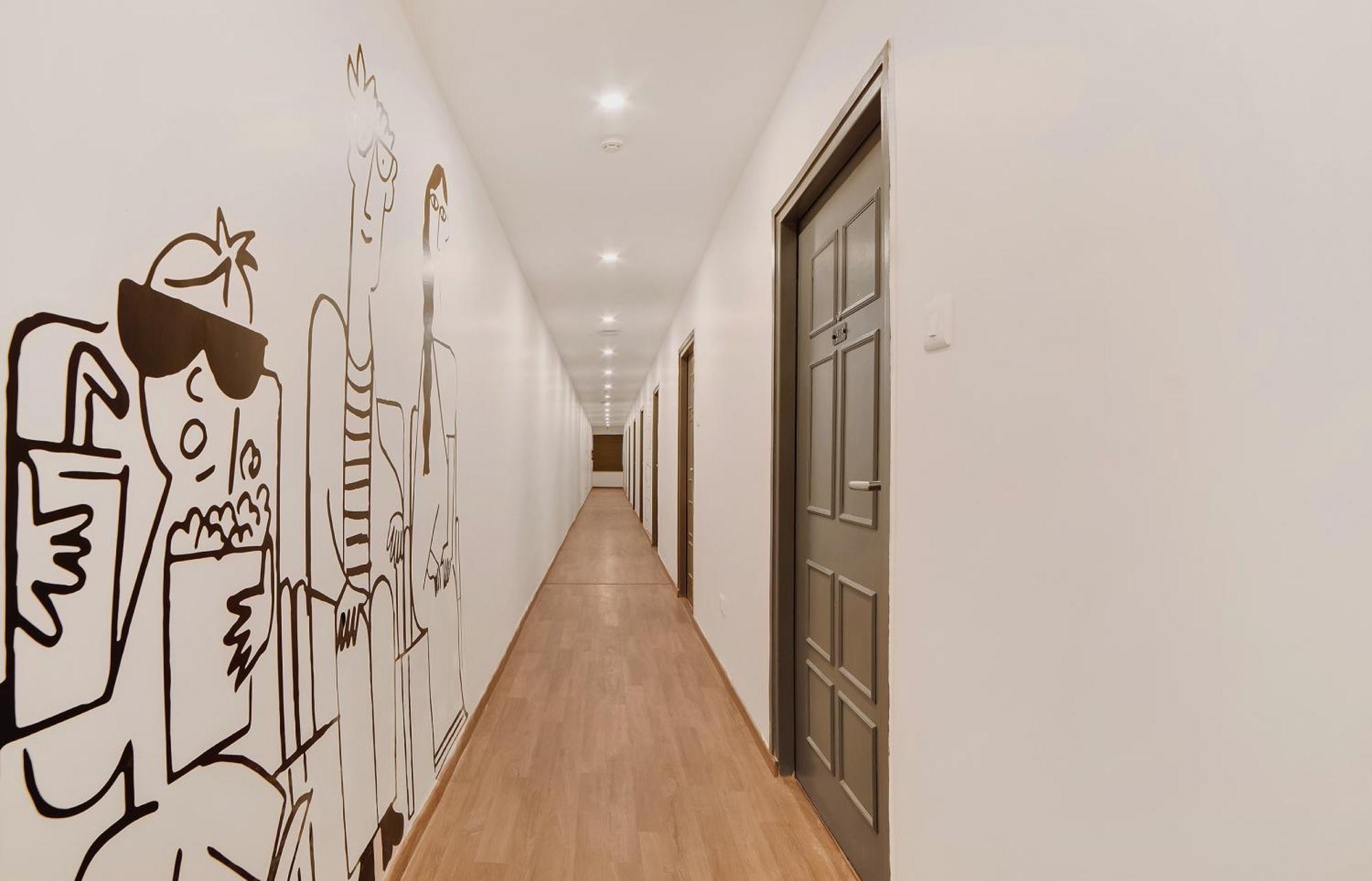 Townhouse Ss Aero Prime 호텔 샴샤바드 외부 사진